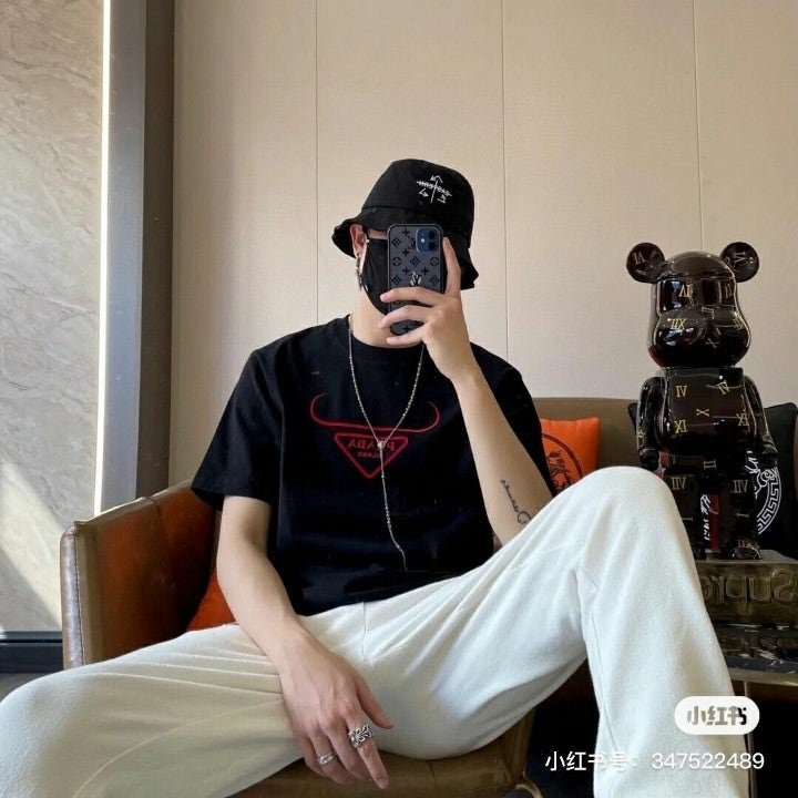프라다 bf 신형 반달 반팔티