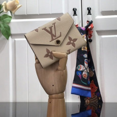 루이비* 지갑 m80086