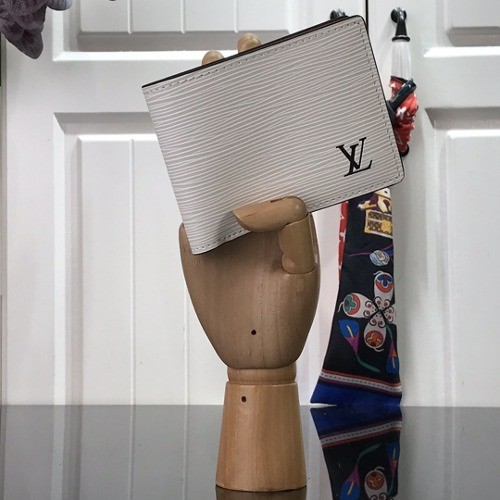 루이비* 멀티플 월릿 반지갑 화이트 m80770