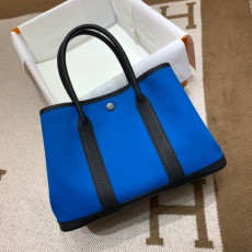 에르메* 가든파티30 블루 캔버스 블랙 네곤다