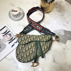 디* 오블리크 새들 핸드&숄더 m0446 25.5cm