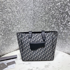  디* 쇼퍼백 d50388