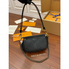 루이비* 멀티 포쉐트 악세수아 m80399