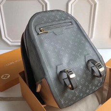 루이비* 티타늄 백팩 monogram titianium m43881