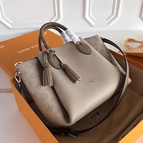 루이비* 하우메아 마히나 m55030