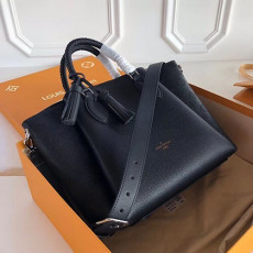 루이비* 2 하우메아 마히나 m55029