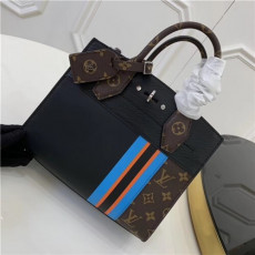 루이비* 토트&숄더백 26cm m42526