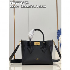  루이비* 온 마이 사이드 pm m57728