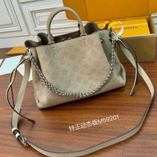 루이비* 벨라 토트 m59201