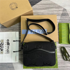  구* 인터로킹 g 디테일 메신저백 675891