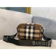  버버* 카메라백 b31511
