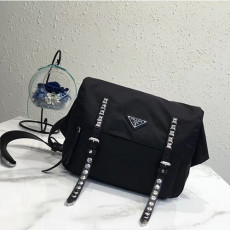 프라* 블랙 나일론 벨트백 1bl013