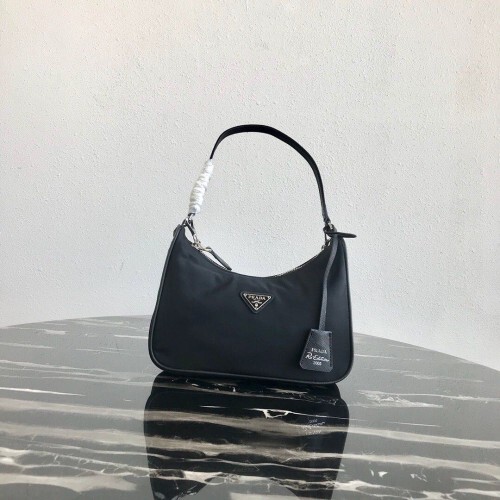 프라* 숄더백