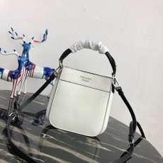 프라* 토트&숄더백 1bc082 봄