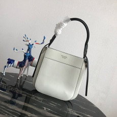 프라* 토트&숄더백 1bc076 봄