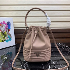 프라* 버킷백 1bh038