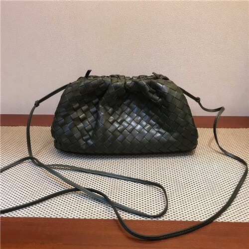 보테* 버터카프 더 파우치백 bv2300