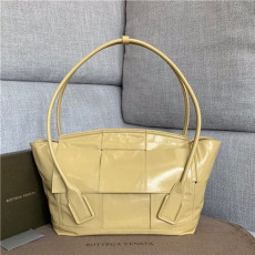 보테*베네* 맥시 아르코 슬라우치 bv618464