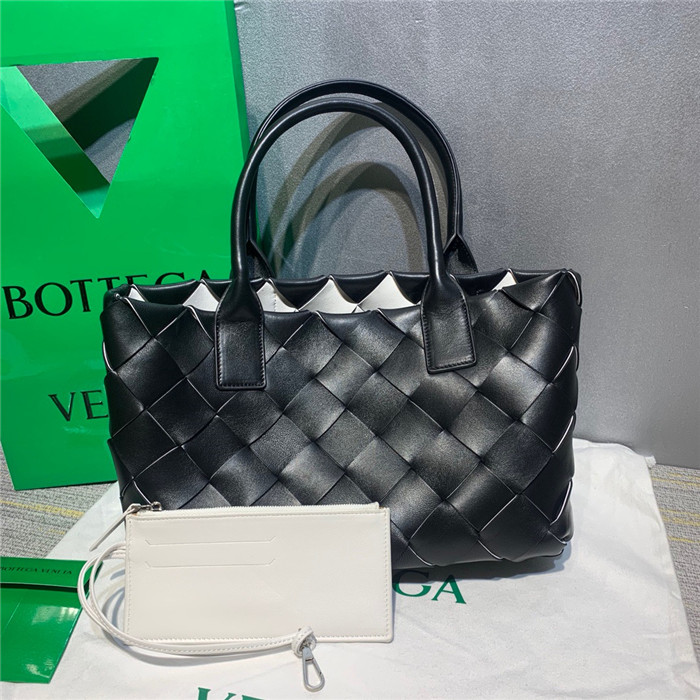 b1a5a0bcfe57b6302e6fd729bcdf362a_1727189798_4506.jpg