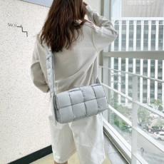 보테*베네* 패디드 테크 카세트 백 705579