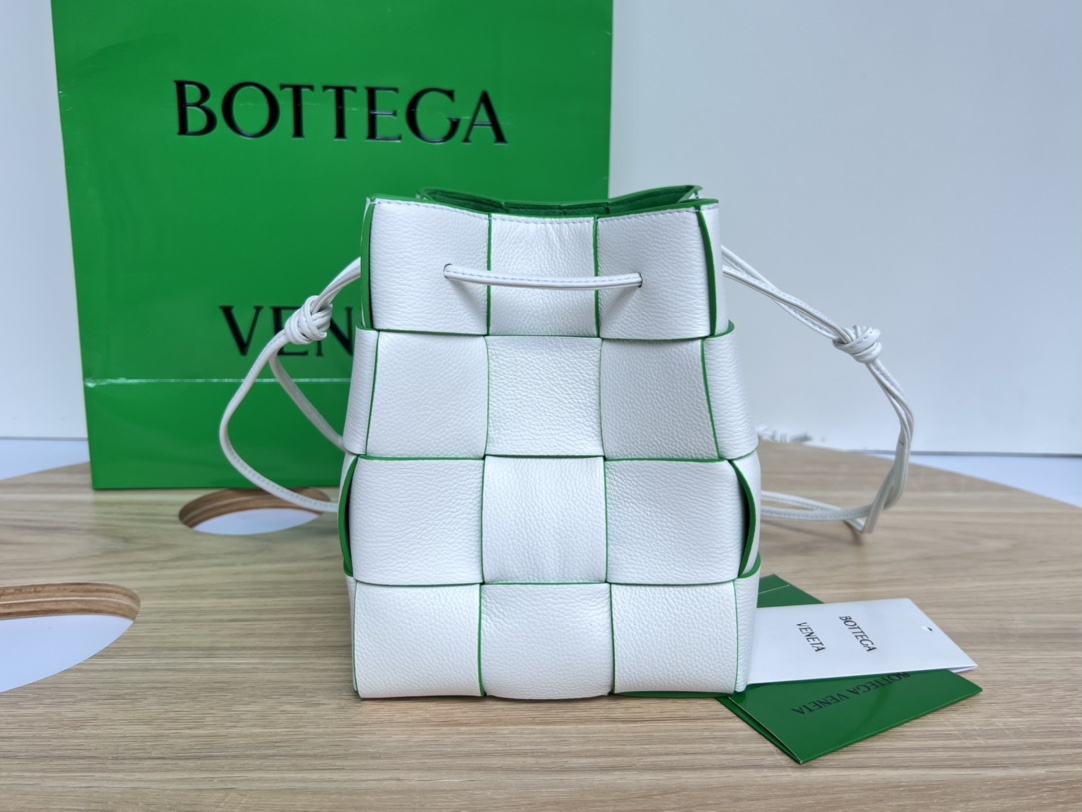 b1a5a0bcfe57b6302e6fd729bcdf362a_1727185665_4608.jpg
