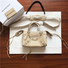 발렌시아* 클래식 시티 24cm b950039