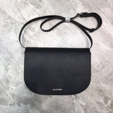 발렌시아* 빌데이 크로스백 24cm b310006