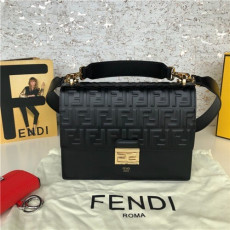 펜* kan u 숄더백 25cm f5828
