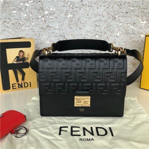 펜* kan u 숄더백 25cm f5828