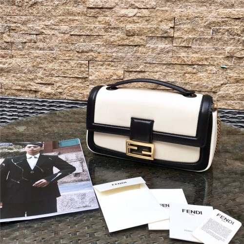  펜* 미디움 바케트백 f8783-2