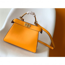  펜* 아이코닉 피카푸 아이씨유 미니백 20cm f6806