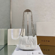 메종 마르지엘* 글램 슬램 체인 숄더백 스몰 3397 화이트