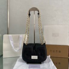 메종 마르지엘* 글램 슬램 체인 숄더백 스몰 3397 블랙 골드