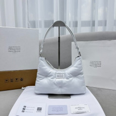 메종 마르지엘* 글램 슬램 스몰 호보백 3359 화이트