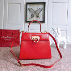 ferragamo페레가* 간치니 탑 핸들백 25cm 21e889-3