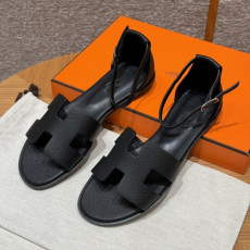 에르메* 산토리니 앱송 샌들 black 정품급