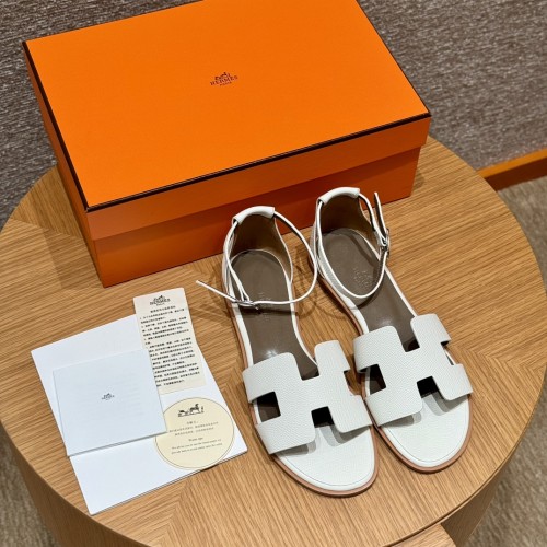 에르메* 산토리니 앱송 샌들 blanc 정품급