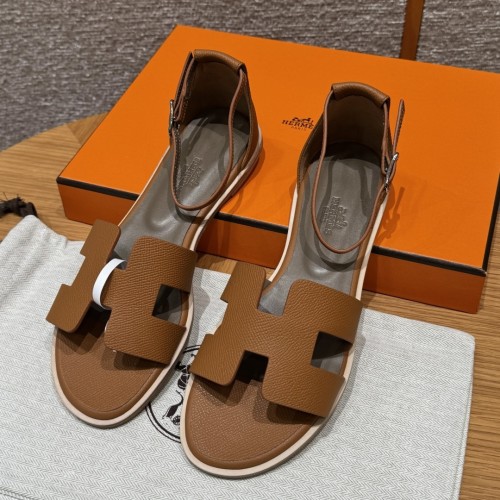 에르메* 산토리니 앱송 샌들 gold 정품급