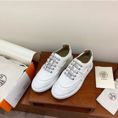 에르메* m1553-1