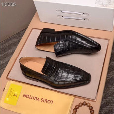 루이비* m3039-3