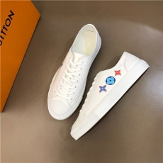 루이비* 남성용 스니커즈 l50889
