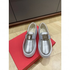 페레가* 스니커즈
