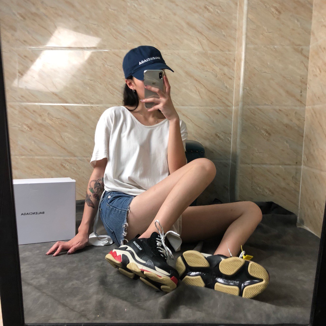 7472c6dda0f612c005bfaba8da2aecdd_1727292832_2992.jpg