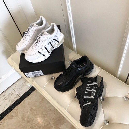  발렌티* 바운스vltn스니커즈