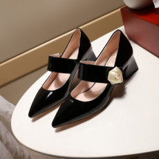 roger vivier 로저비비* 구두 굽높이4.5cm (애나멜)