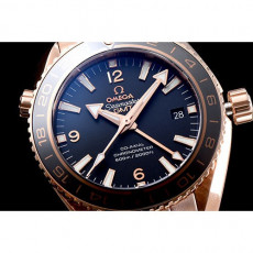 오메* 씨마스터 600m gmt 232.63.44.22.01.001