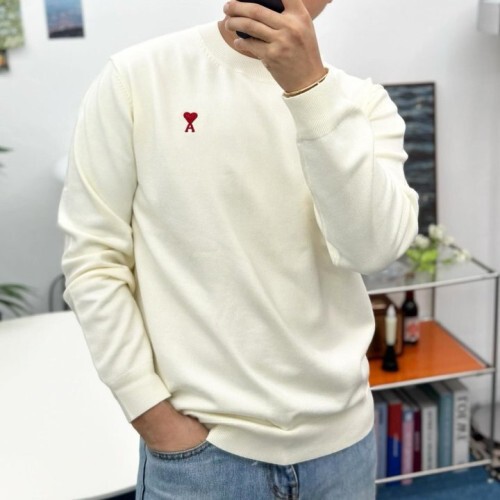 ami 아미 스몰 하트 자수 로고 크루넥 메리노 울 니트