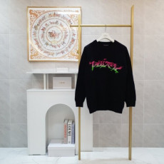  루이비* 23 fw lv 그래피티 로고패치 니트
