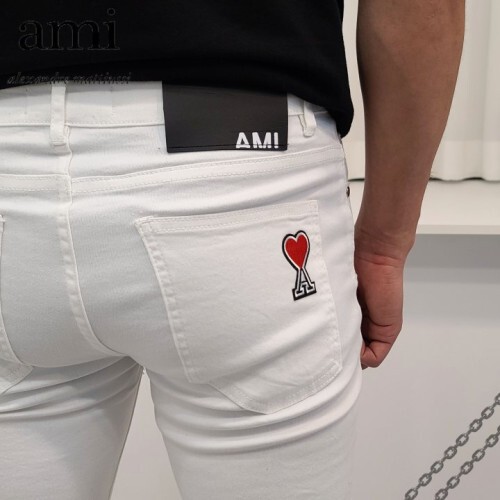 ami 아미 레드하트패치 화이트 청바지