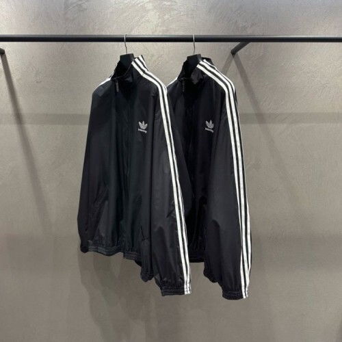  발렌시아*x아디다스 쉘 트랙자켓